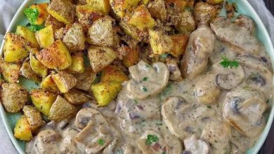  طرز تهیه سس قارچ با سیب زمینی سرخ کرده رستورانی؛ رسپی کامل و خوشمزه